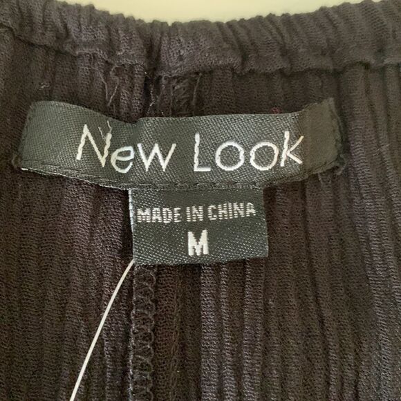 New Look Black Top - Picture 7 of 10